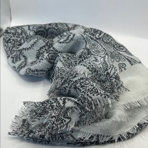 Elegant Black and Gray Paisley Scarf